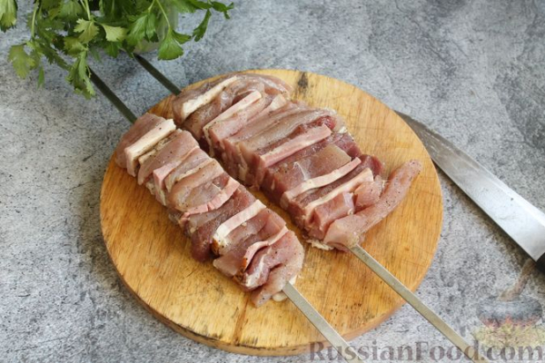 Свиной шашлык с беконом